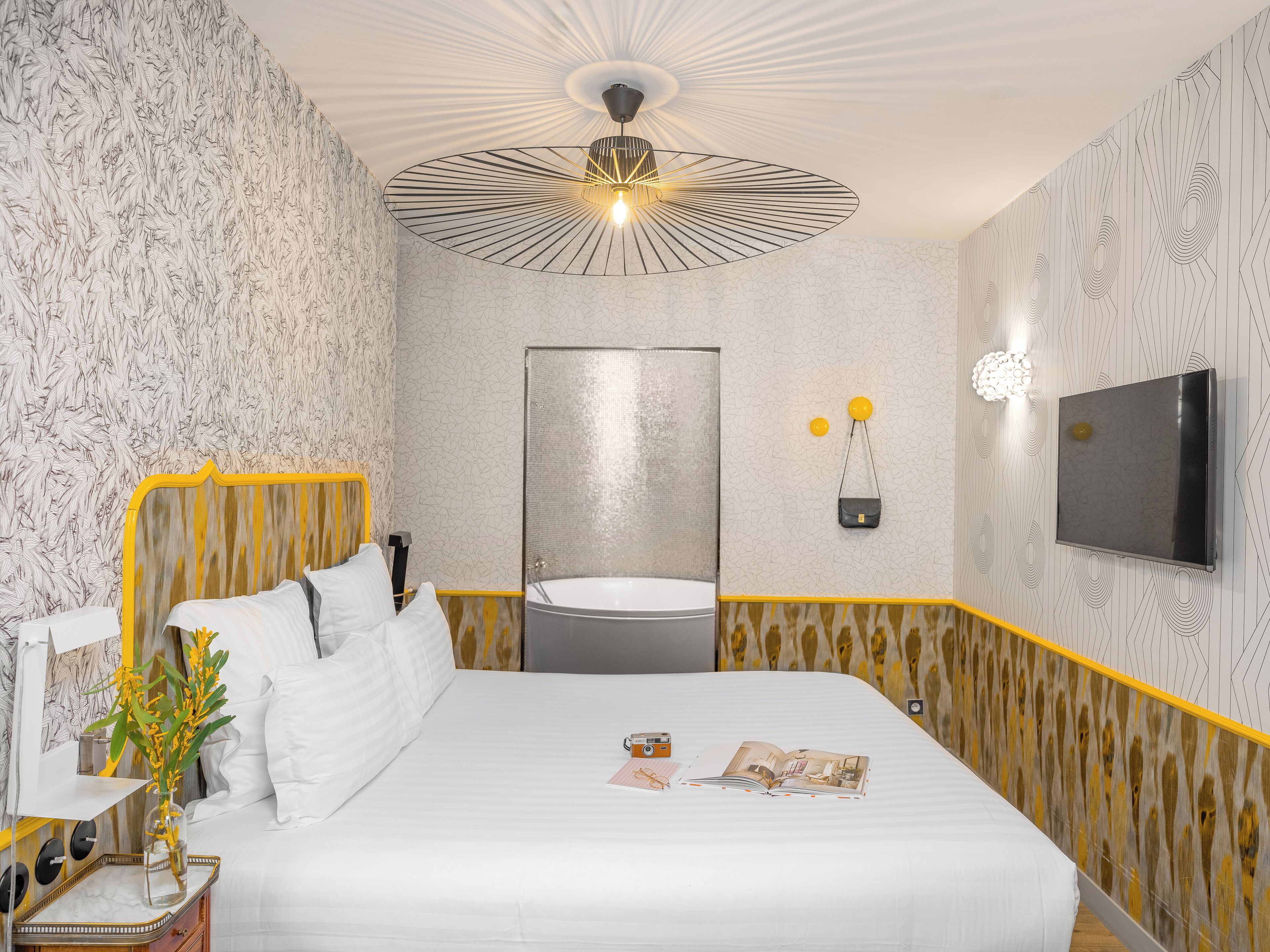 junior suite | premium bedding, in-room safe, soundproofing, iron/ironing board