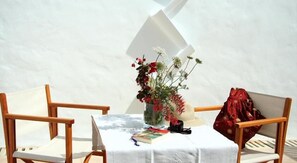 Habitación superior | Servicio de comidas en la habitación