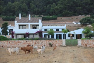 Fachada da propriedade