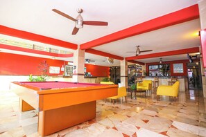 32-inch LCD TV with cable channels, TV - Hotel Santa Maria Cancun (Cancun)