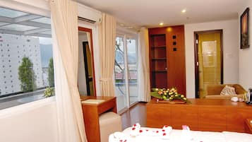 In-room safe, desk, soundproofing, rollaway beds