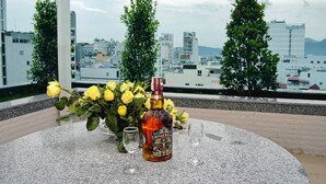 Premier Suite | Balcony - Nam Hung Hotel (Nha Trang)
