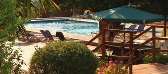 Ceratonia Apartments