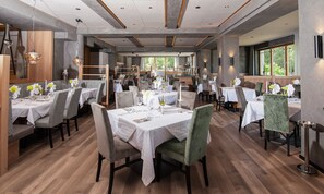 供应早餐和晚餐,地区菜