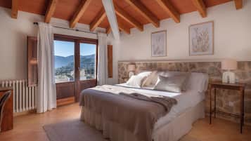 Literie de qualité supérieure, couette en duvet d'oie, minibar