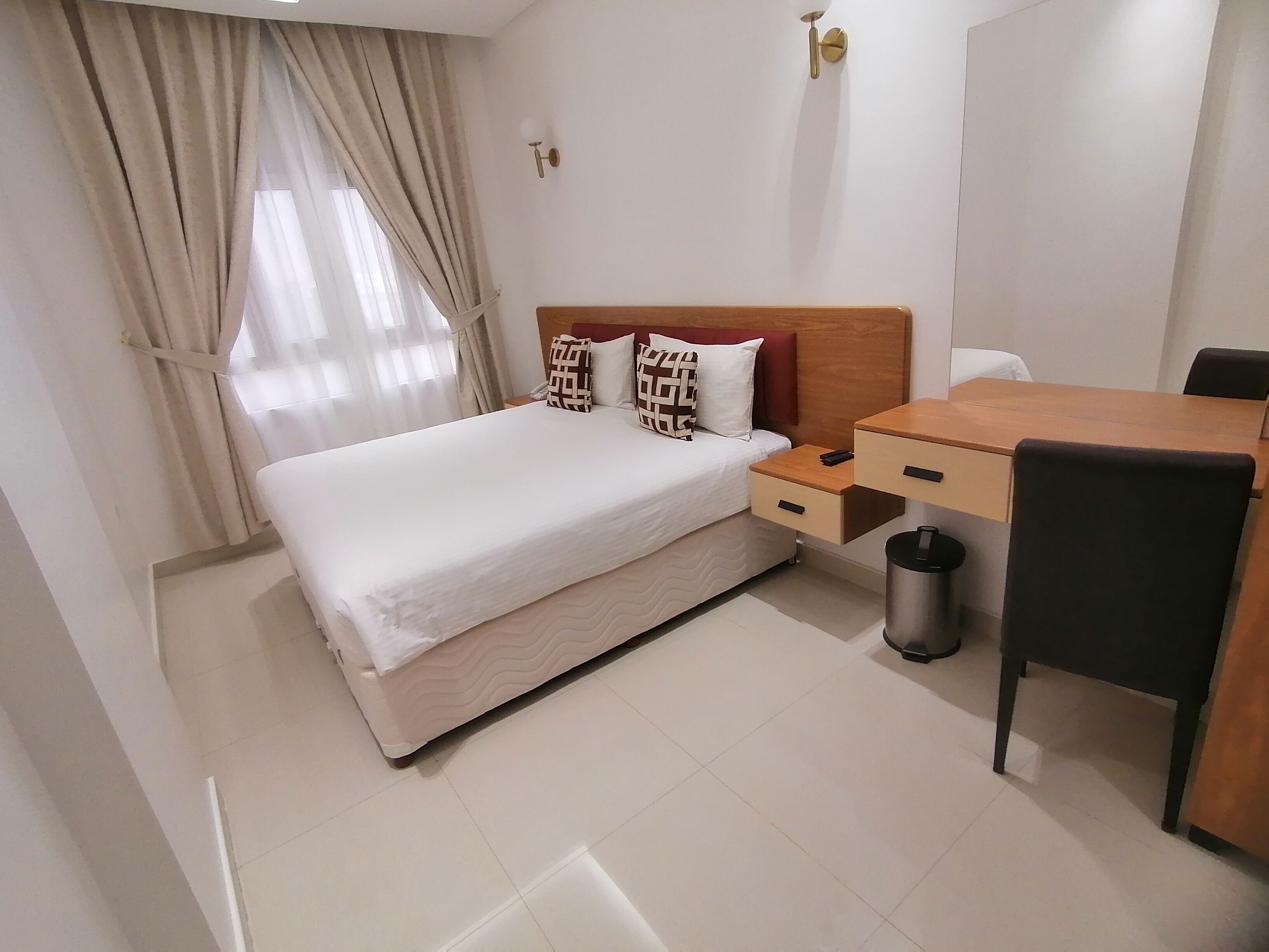 1 ห้องนอน, เครื่องนอนระดับพรีเมียม, เตียง Tempur-Pedic