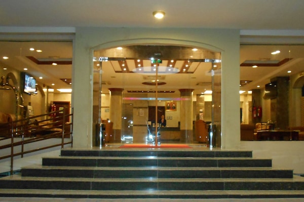 Pintu masuk interior