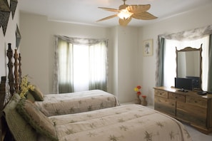 Twin Room, 2 Single Beds