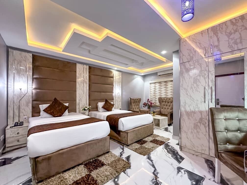 Deluxe Room, 2 Single Beds | Premium bedding, in-room safe, individually decorated