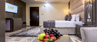 Parkview Astoria Hotel