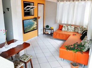 LED TV - Pousada Girassol (Morro de Sao Paulo)