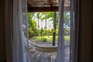 Traditional Room | Minibar, in-room safe, bed sheets