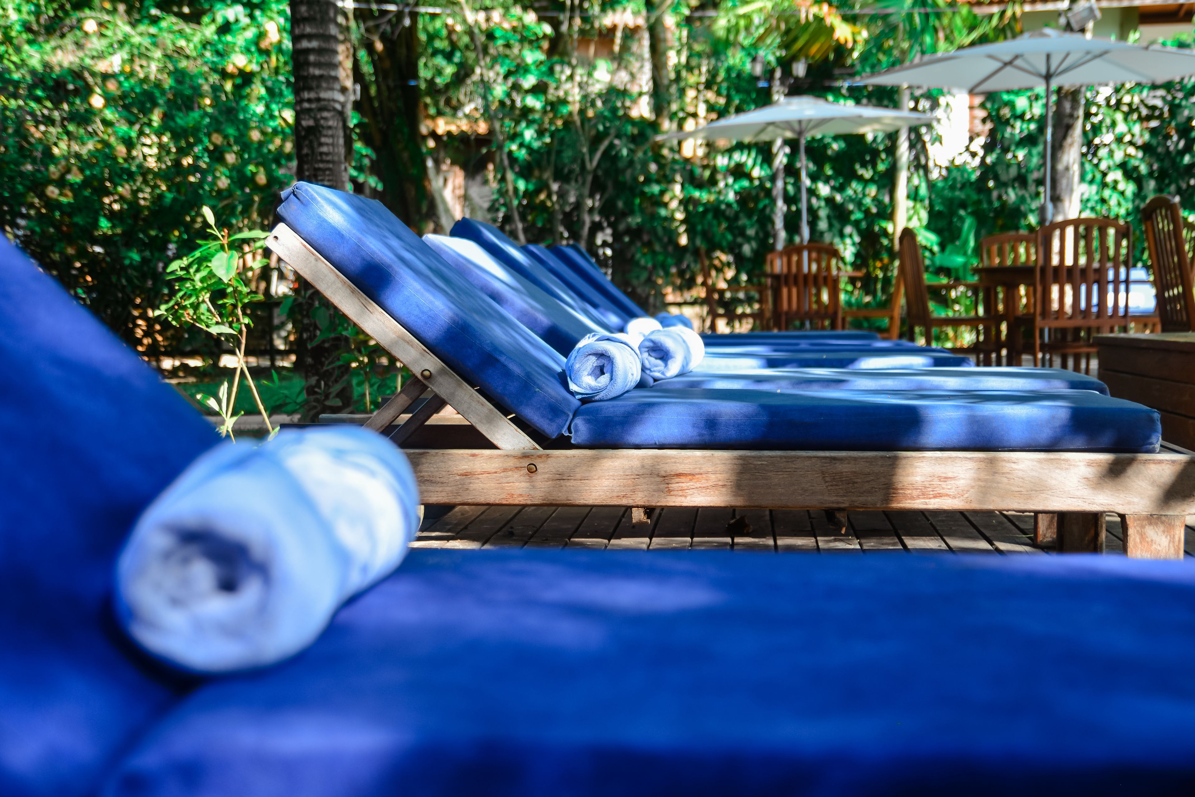 Outdoor pool, pool loungers