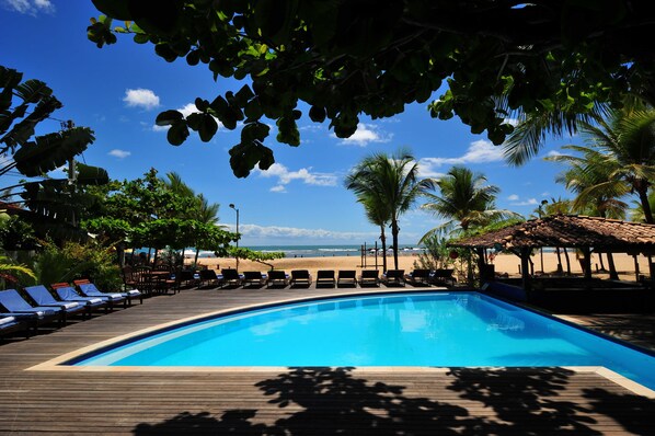 Outdoor pool, sun loungers