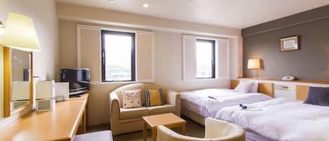 Desk, blackout curtains, iron/ironing board, free WiFi