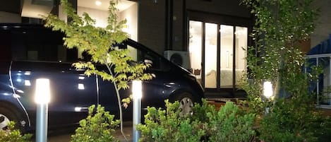 Parken ohne Service (800 JPY pro Tag)