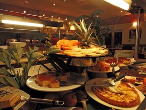 Buffet - Koniambo (Kone)