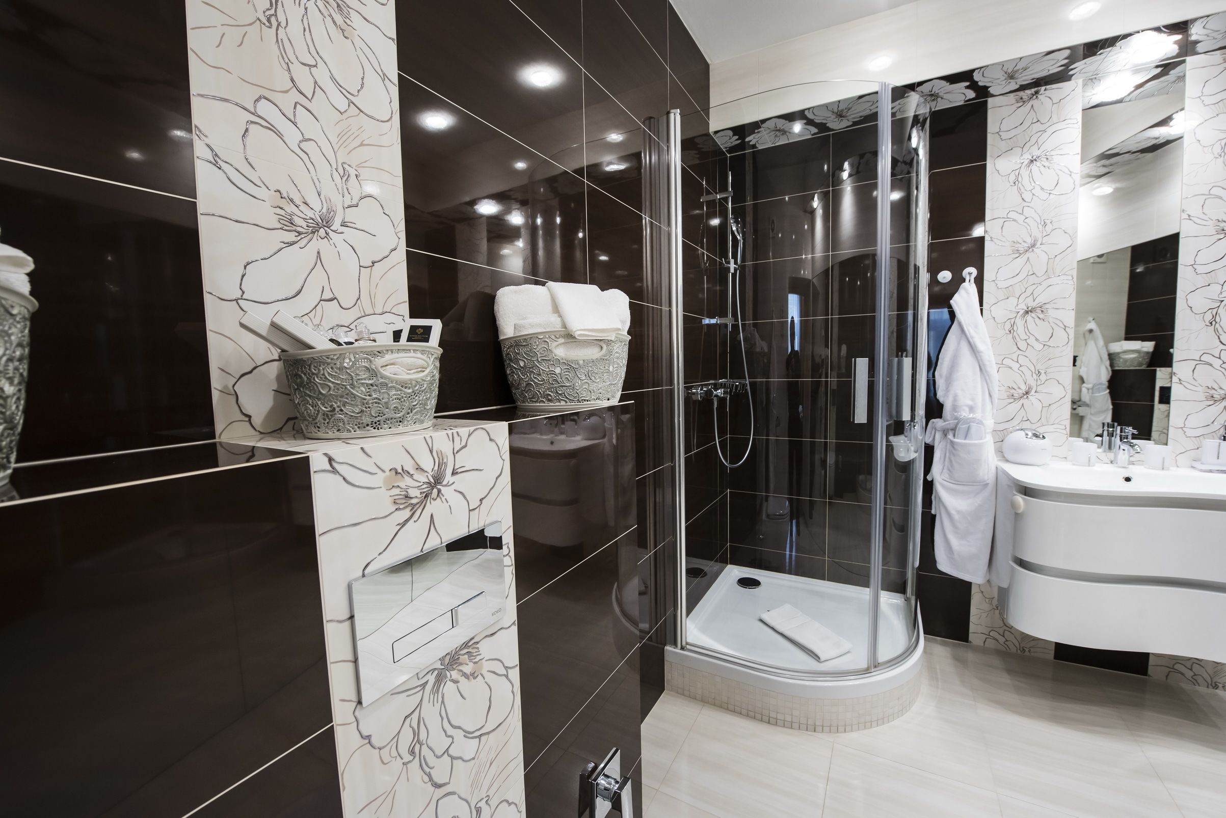 deluxe double or twin room, 1 bedroom | 1 bedroom, memory-foam beds, minibar, in-room safe