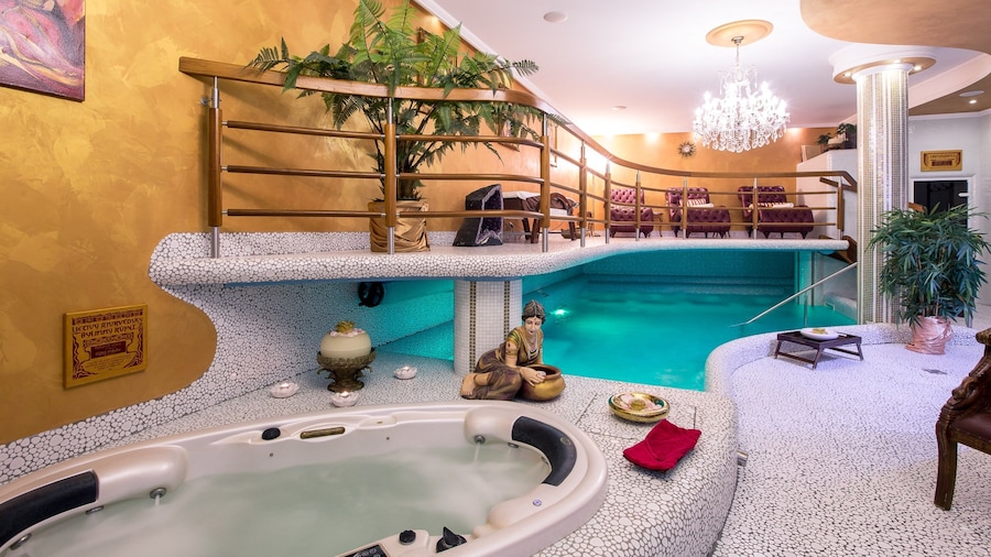 GOLDEN ROYAL Boutique hotel & Spa