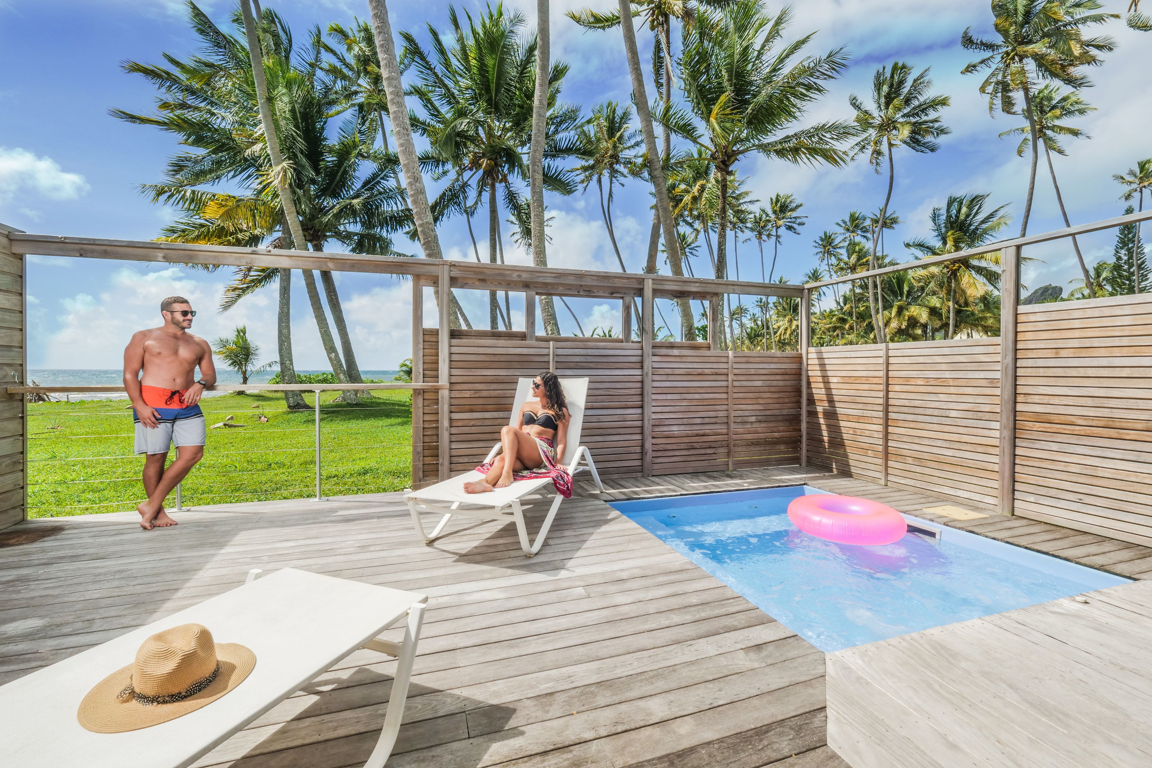 suite, pool access | terrace/patio