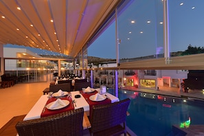 Daily cooked-to-order breakfast for a fee - Tropicana Beach Hotel (Bodrum)