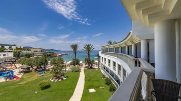 Standard Room Side Sea | Balcony view