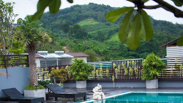 Outdoor pool - Platinum Hotel (Patong)