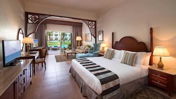 Suite (Swim-up) | View from room