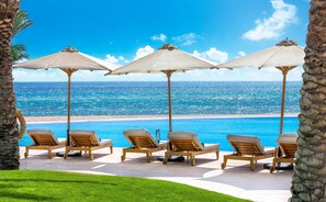 5 piscinas al aire libre, sillones reclinables de piscina