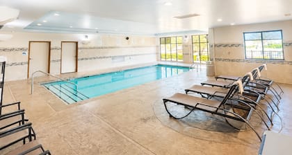 Holiday Inn Express & Suites Glenpool-Tulsa South by IHG