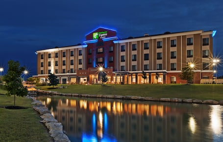 Exterior. Holiday Inn Express & Suites Glenpool-Tulsa South by IHG