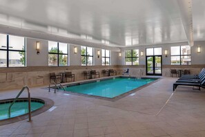Indoor pool, pool loungers