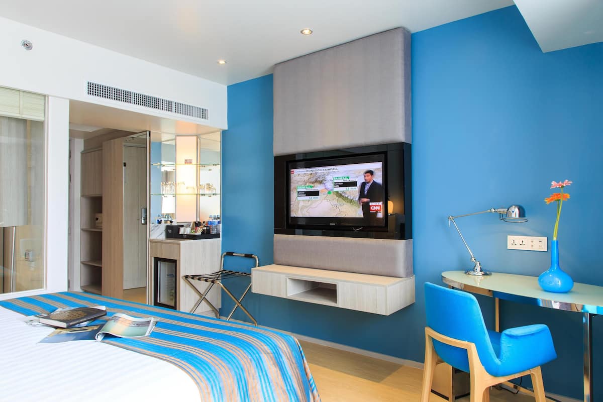 1 slaapkamer, een minibar, een kluis op de kamer, een bureau
