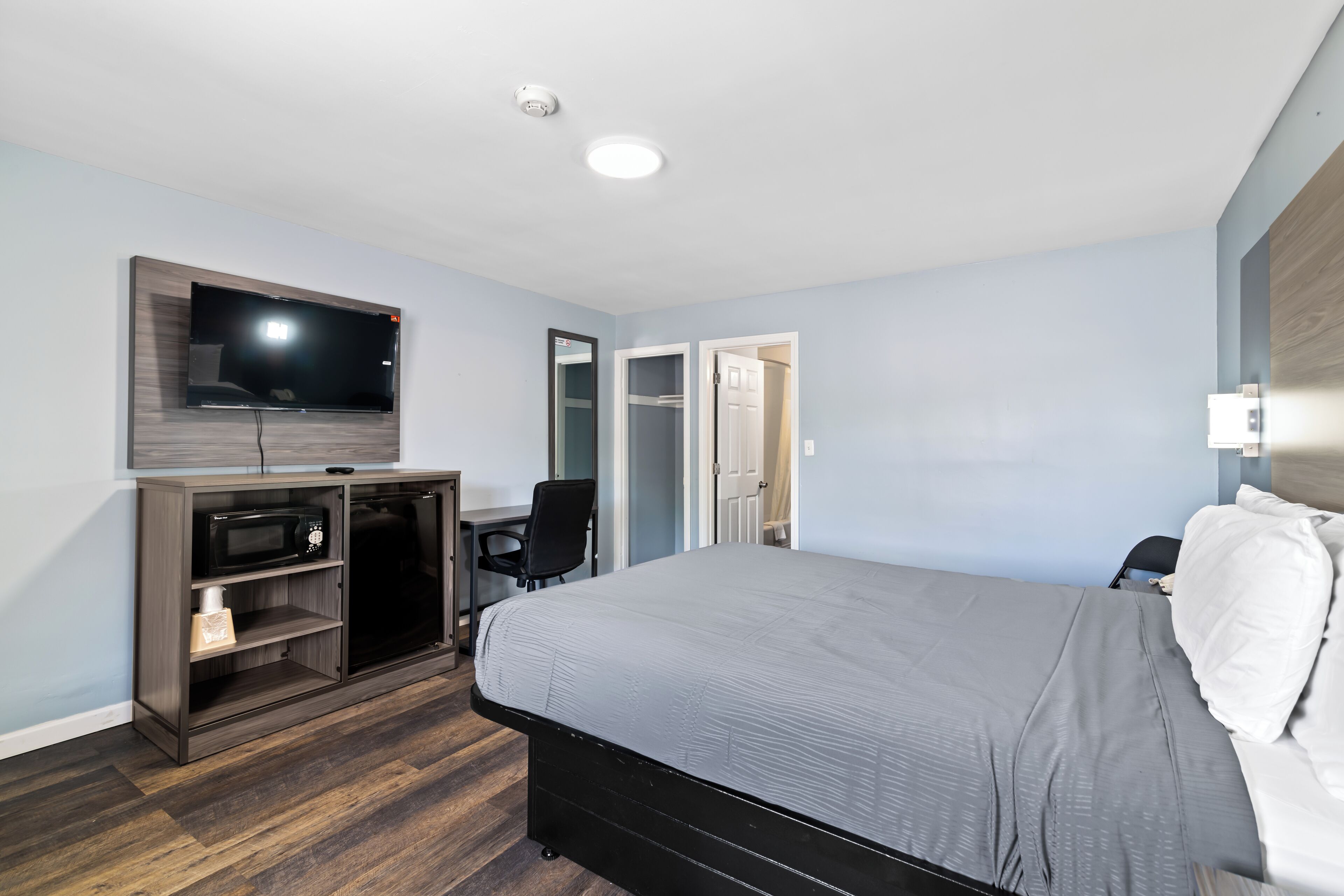 Chambre, 1 grand lit, non-fumeurs | Wi-Fi gratuit