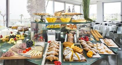 Hotel City Beach Resort