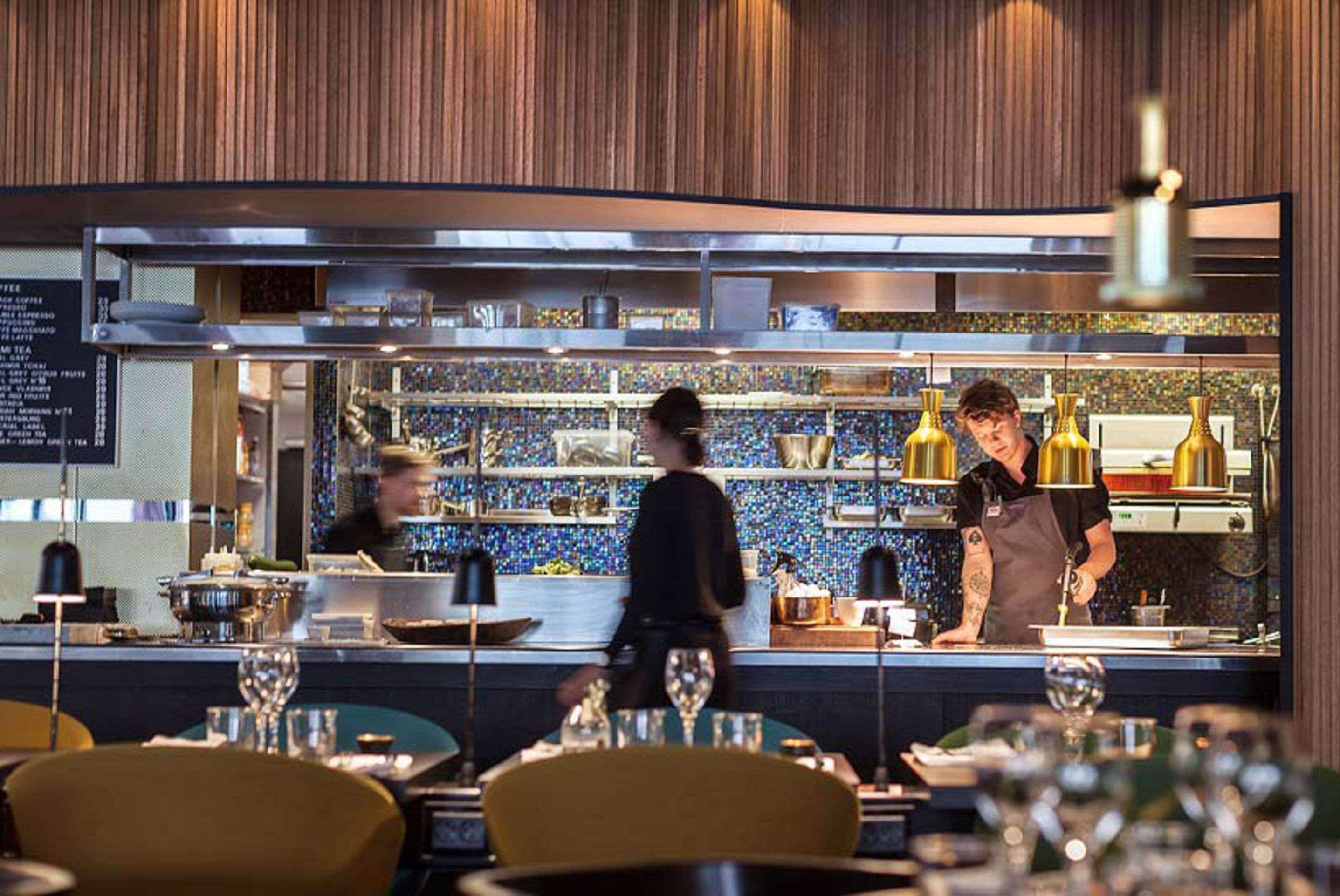 breakfast, lunch, dinner served; fusion cuisine