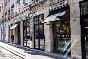 Exterior - Hôtel Taggât (Lyon)
