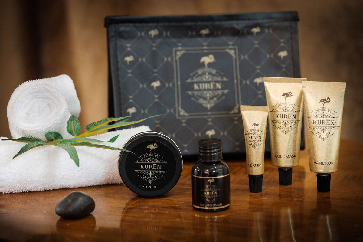 free toiletries, hair dryer, bathrobes, slippers