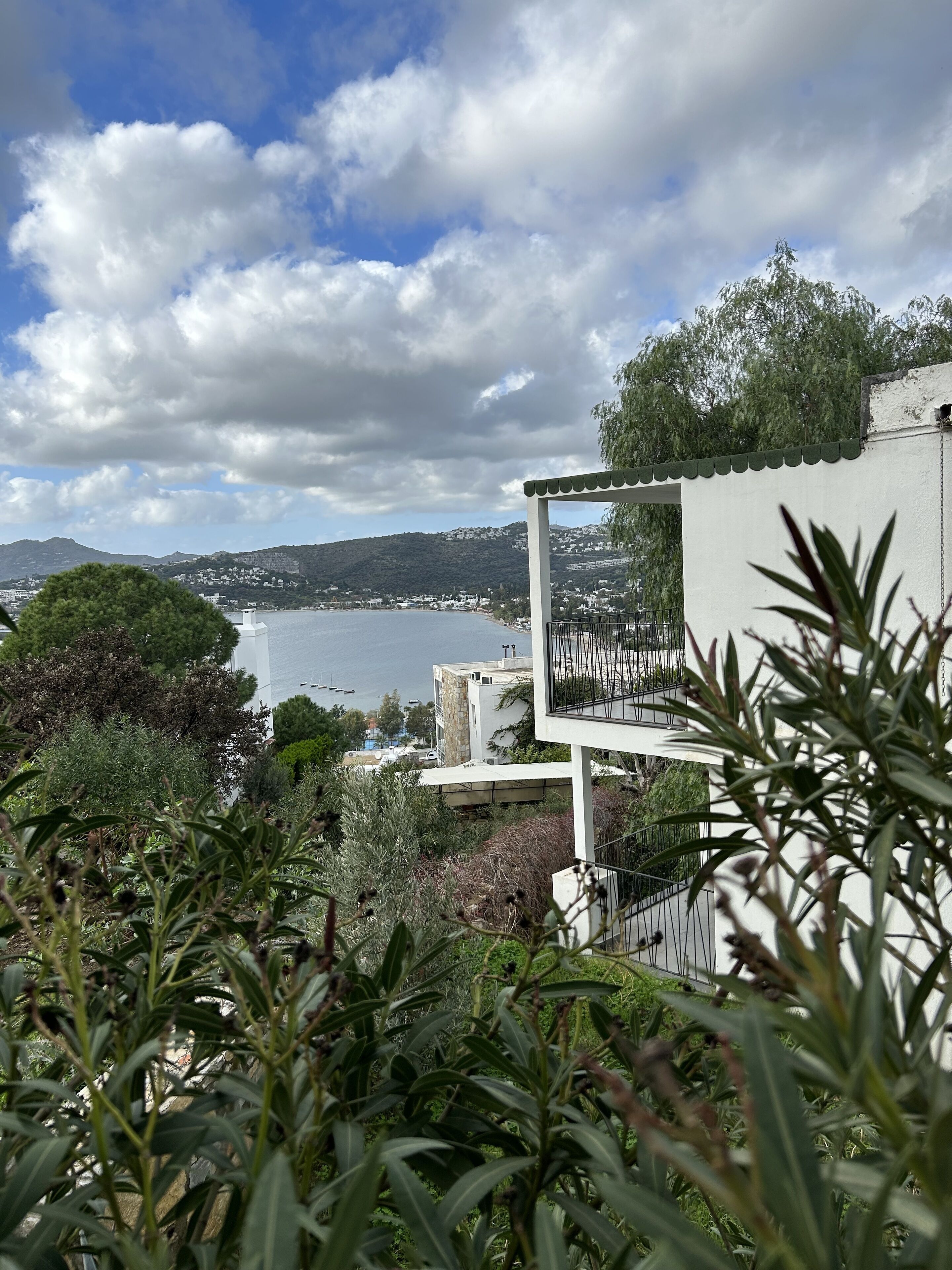 Vista para praia/oceano