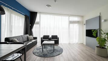 Appartamento familiare | 1 camera, biancheria da letto di alta qualità, una cassaforte in camera