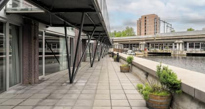 YAYS Amsterdam Prince Island by Numa