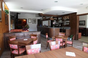 Bar (en la propiedad)