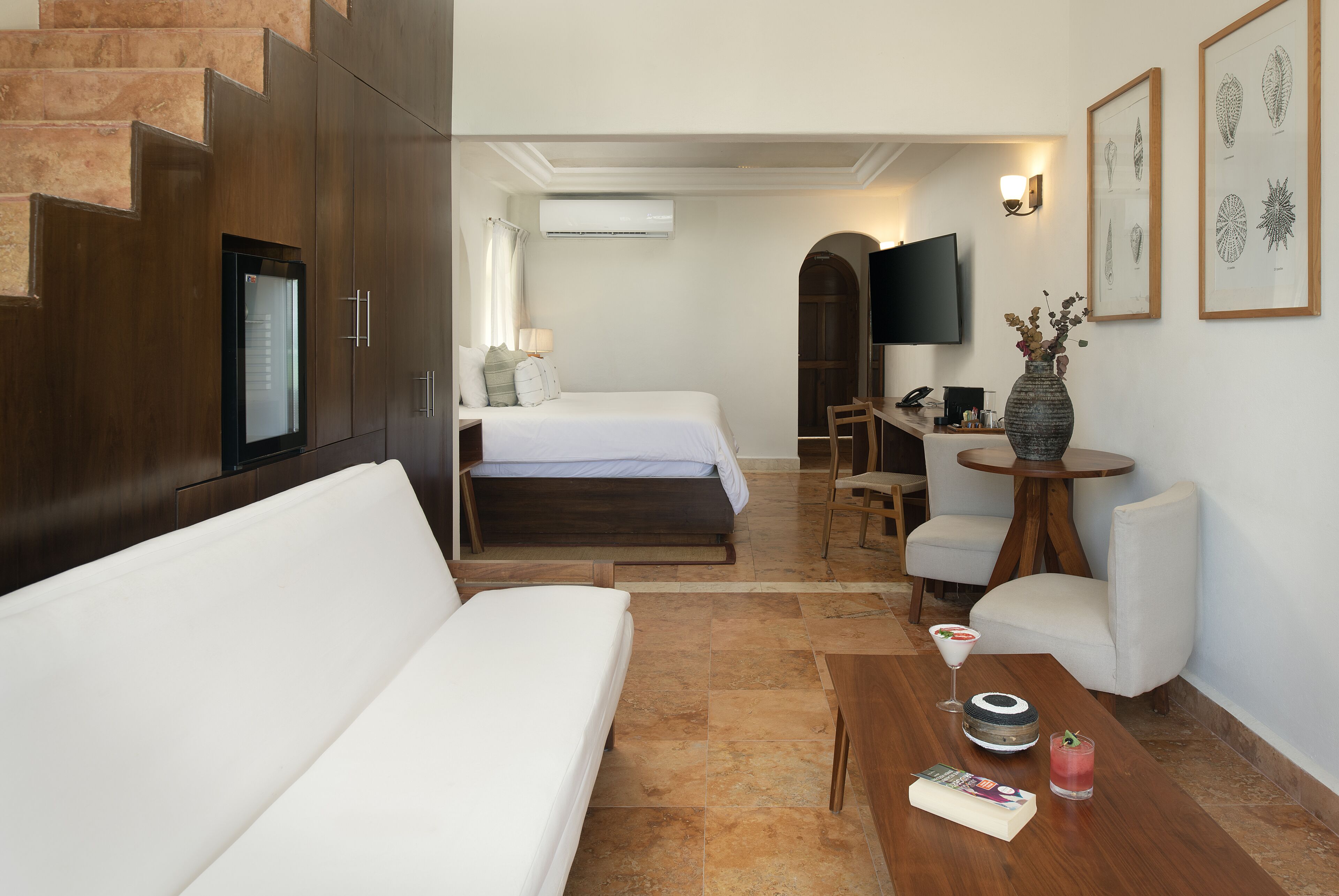 presidential studio suite | 1 bedroom, premium bedding, down duvets, in-room safe