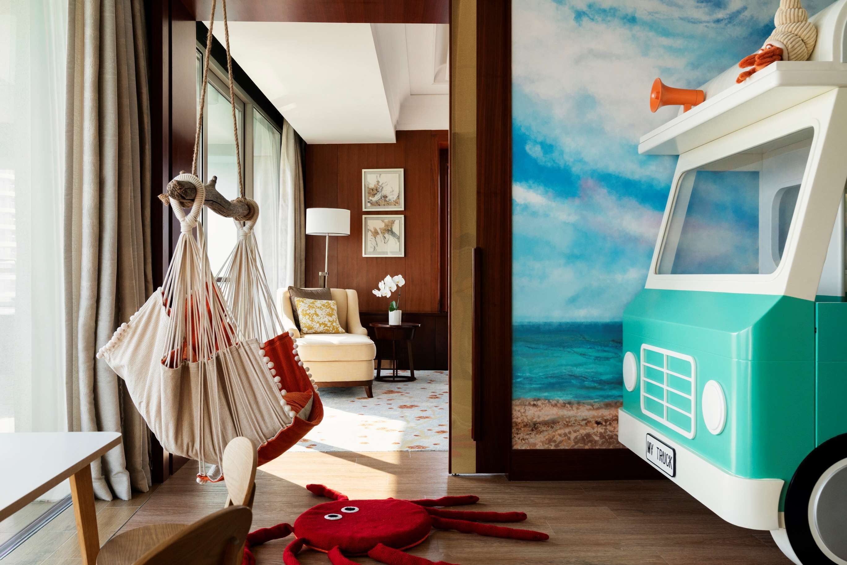 premium bedding, down duvets, in-room safe, blackout curtains