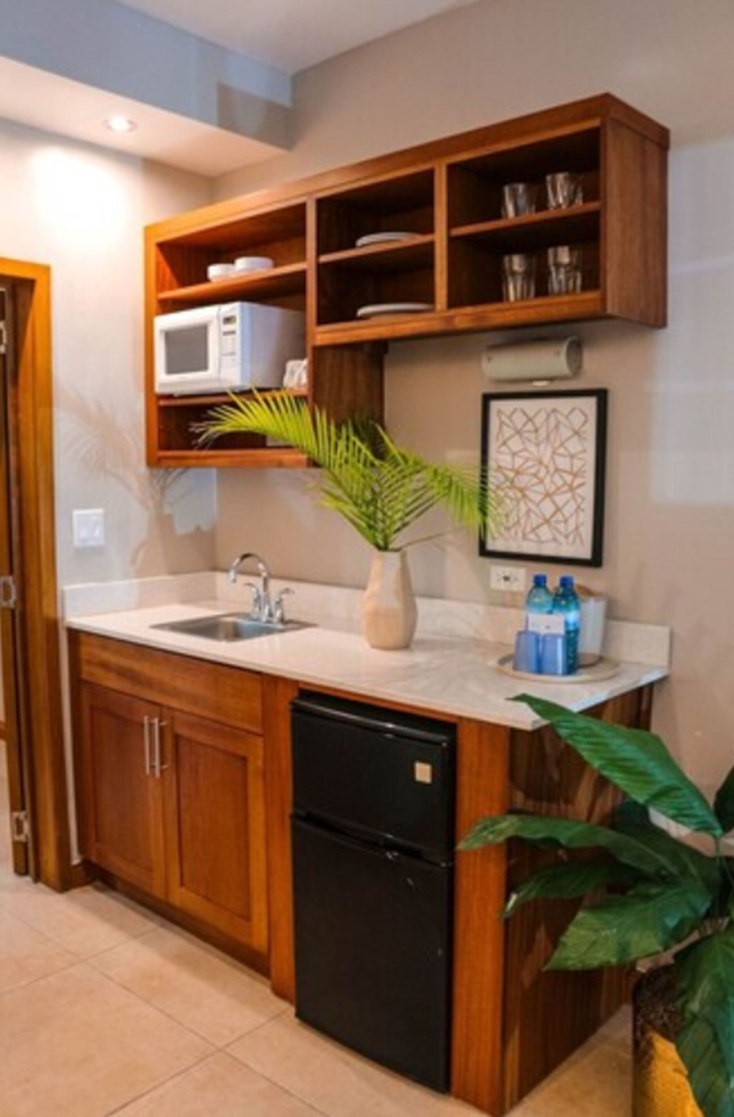 junior room | private kitchenette