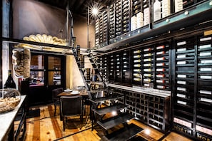 Frühstück, Mittagessen, internationale Küche, Speisen im Freien