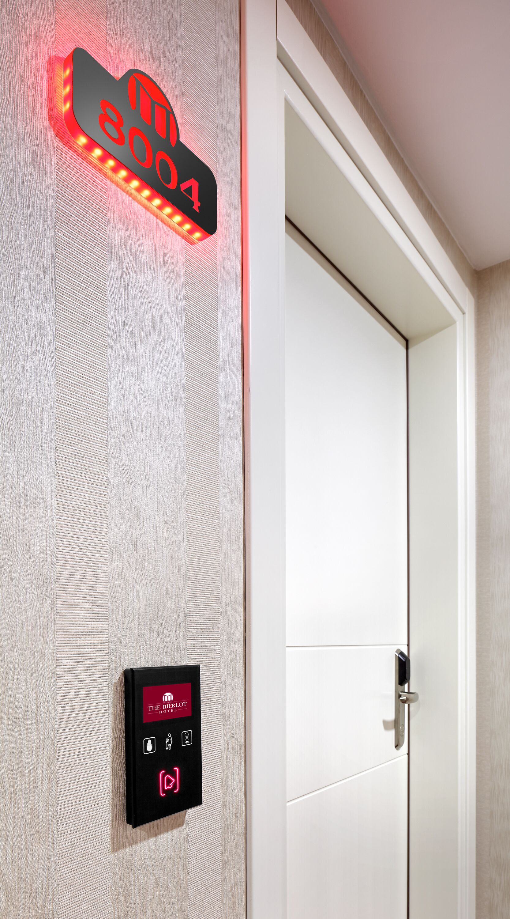 1 bedroom, premium bedding, down duvets, tempur-pedic beds