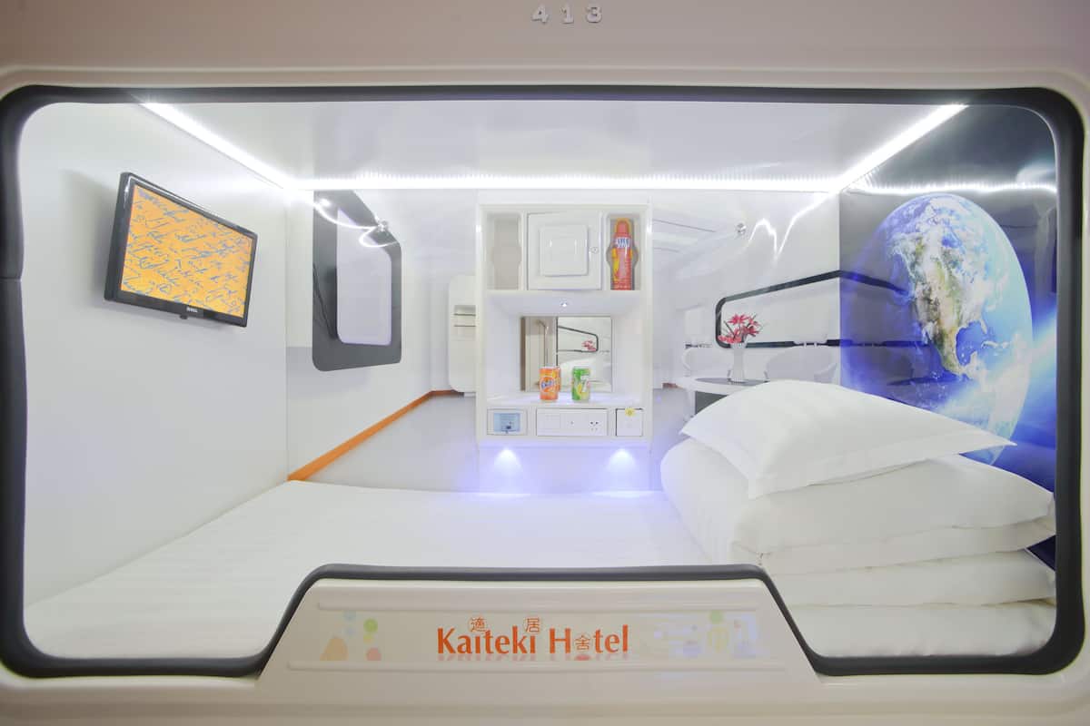 In-room safe, free WiFi