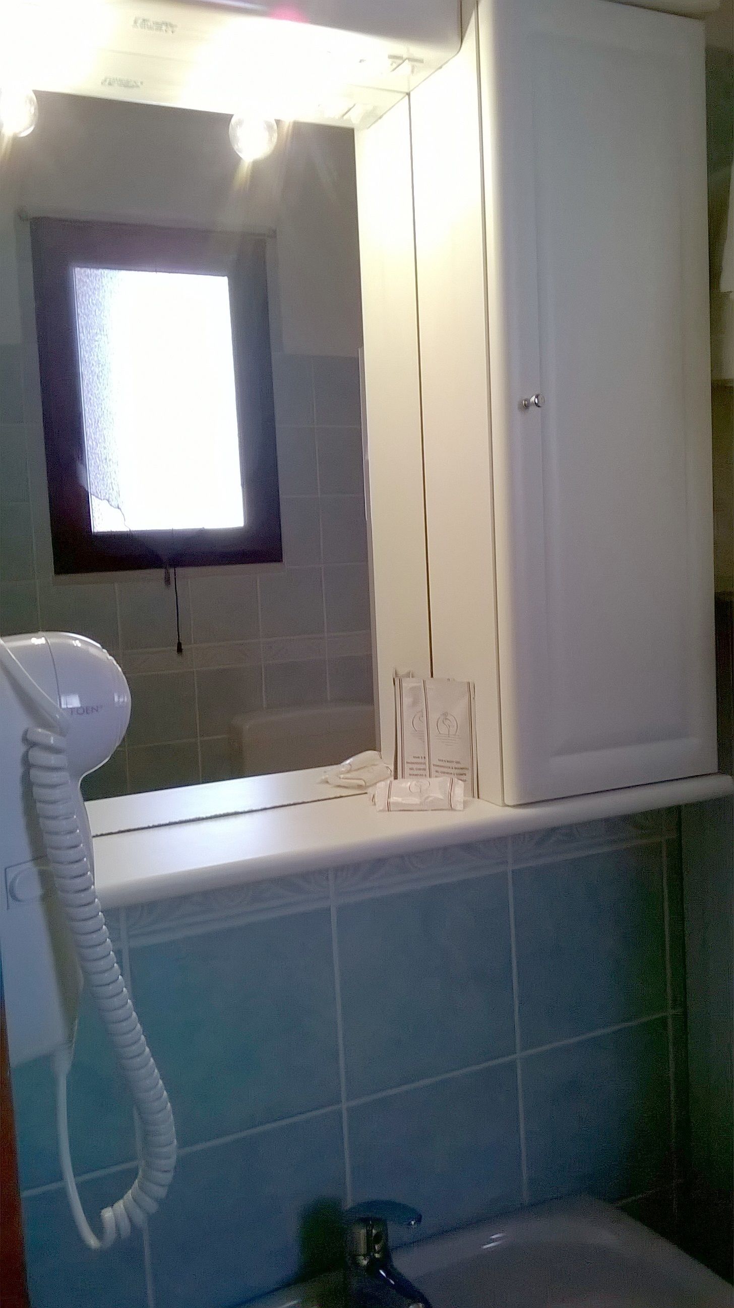 double room, balcony, sea view | bathroom | shower, free toiletries, hair dryer, bidet