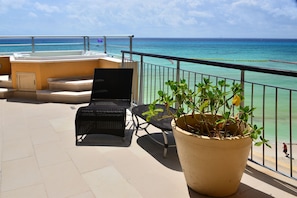 Property grounds - Residencia El Faro by Rentals Your Way (Playa del Carmen)